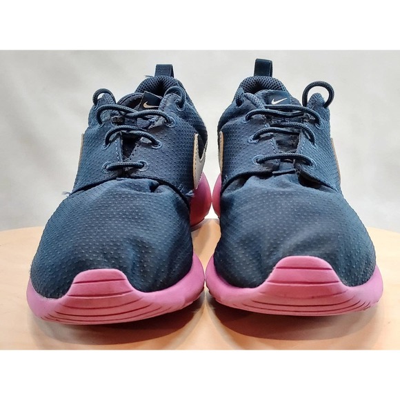 Nike Roshe One Womens Youth Running Shoes Size 5.5Y Blue + Pink - Picture 3 of 10